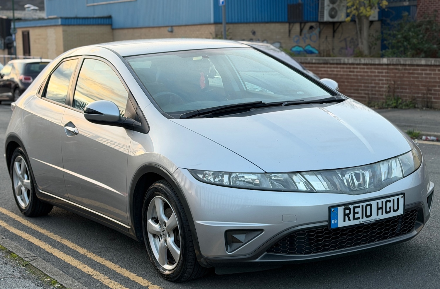 Used Honda Civic 2010 for sale - 76357008: Photo 6