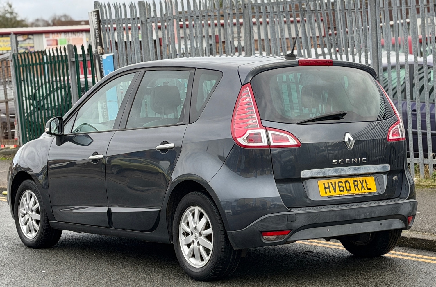 Used Renault Scenic 2010 for sale - 76706369: Photo 3