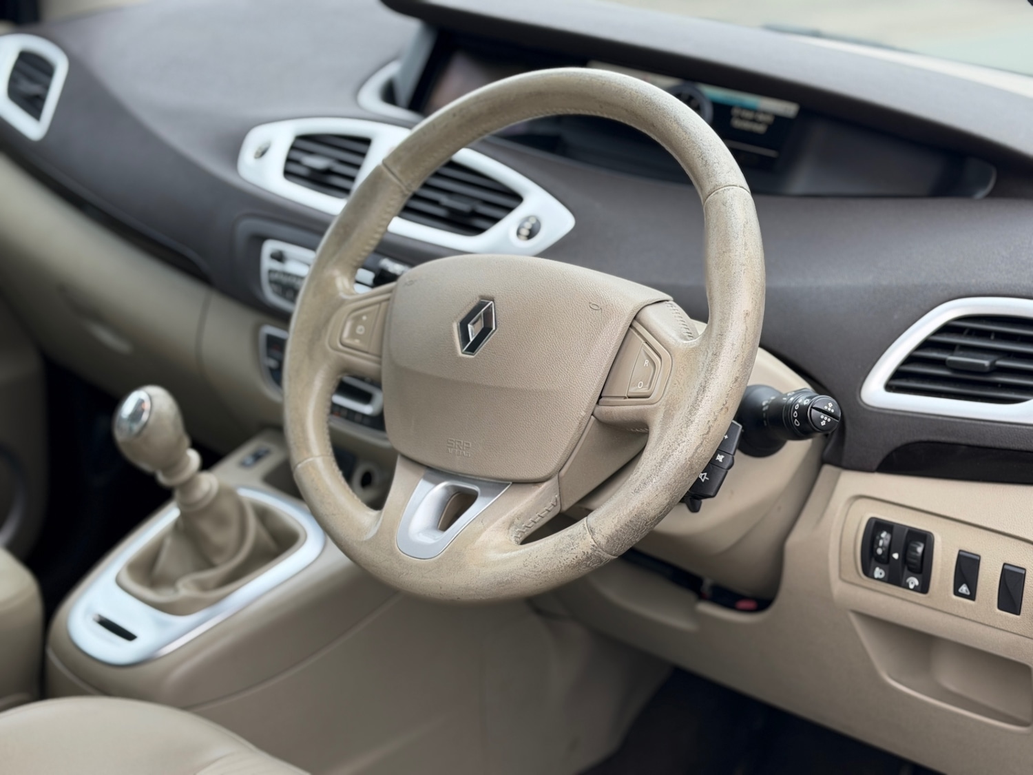 Used Renault Scenic 2010 for sale - 76706369: Photo 4