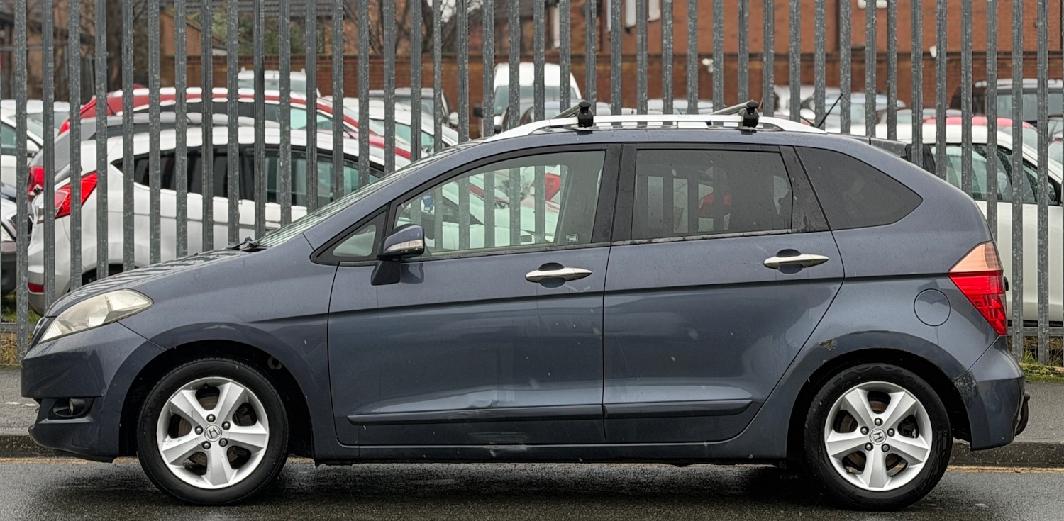 Used Honda FR-V 2010 for sale - 77453670: Photo 2