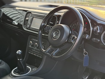 Used Volkswagen Beetle 2013 for sale - 76686734: Photo