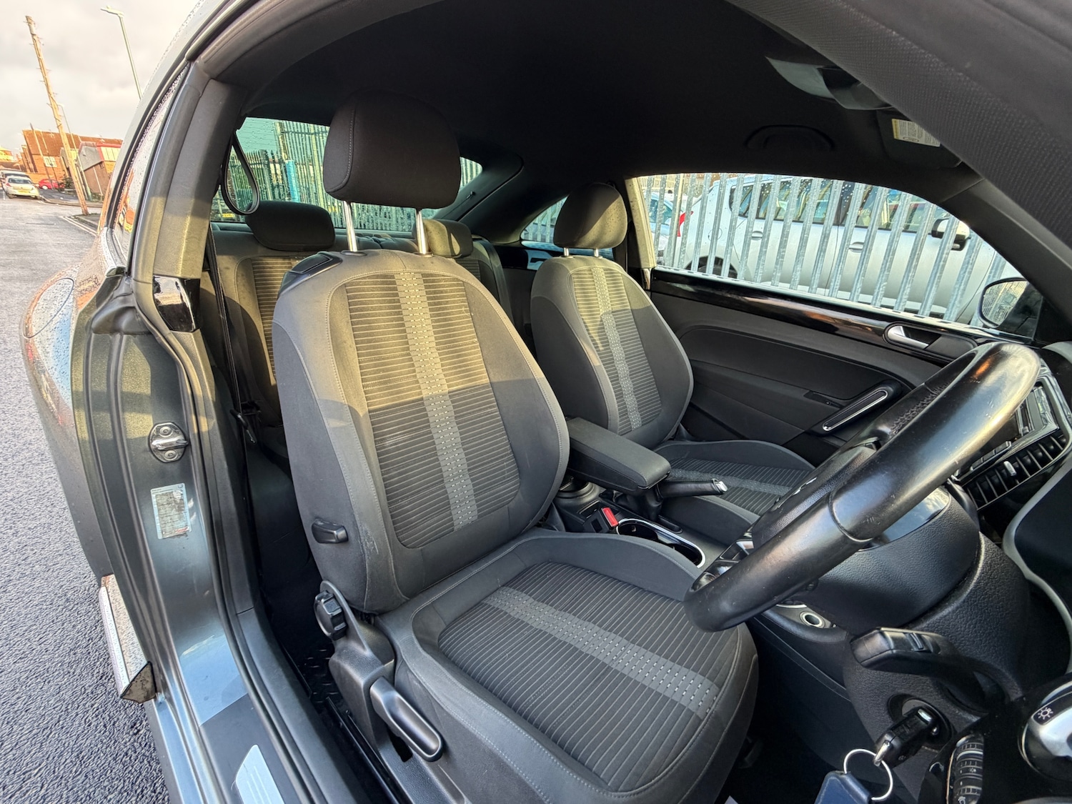 Used Volkswagen Beetle 2013 for sale - 76686734: Photo 5