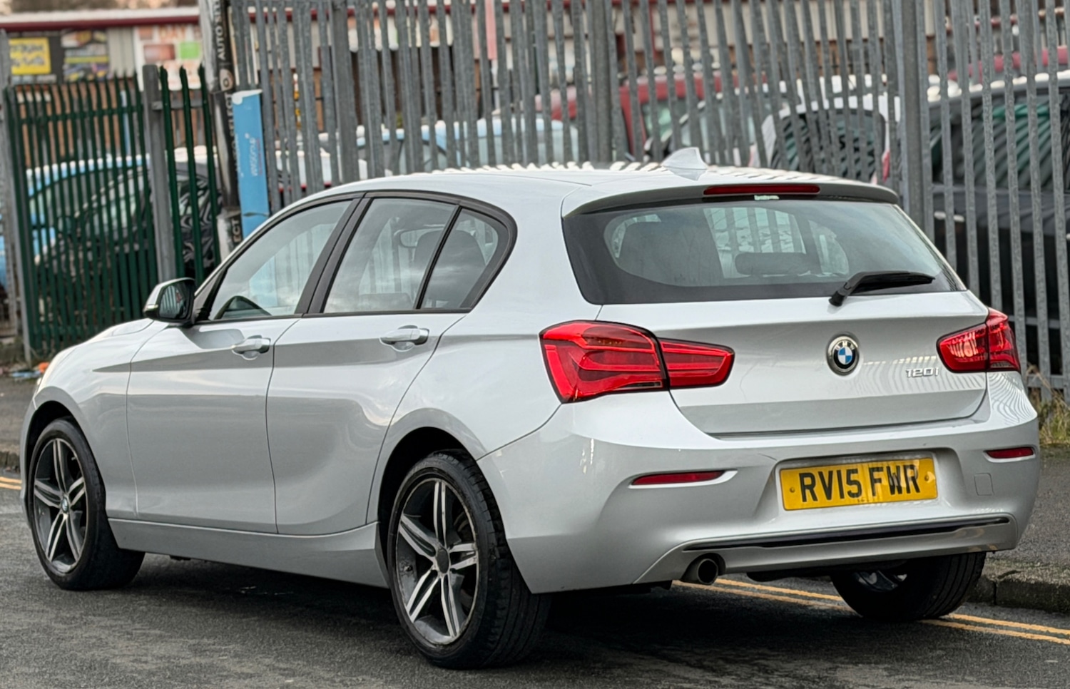 Used BMW 1 Series 2015 for sale - 77005660: Photo 2