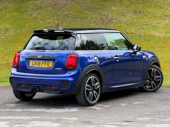 Used MINI Hatch 2018 for sale - 78832093: Photo