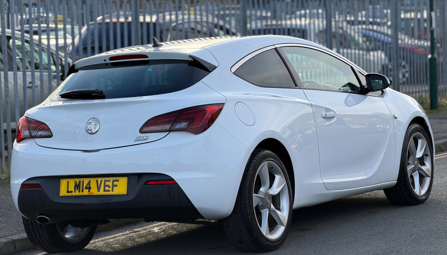 Used Vauxhall Astra GTC 2014 for sale - 76627224: Photo 8