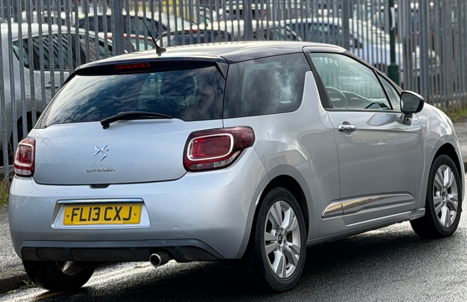 Used Citroen DS3 2013 for sale - 76330886: Photo 3