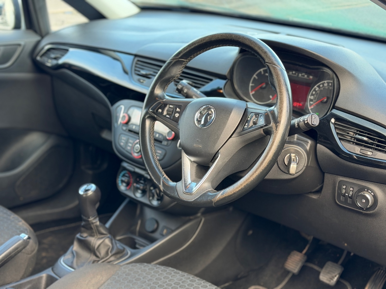 Used Vauxhall Corsa 2017 for sale - 76751657: Photo 8