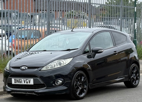 Used Ford Fiesta 2011 for sale - 74664049: Photo 1
