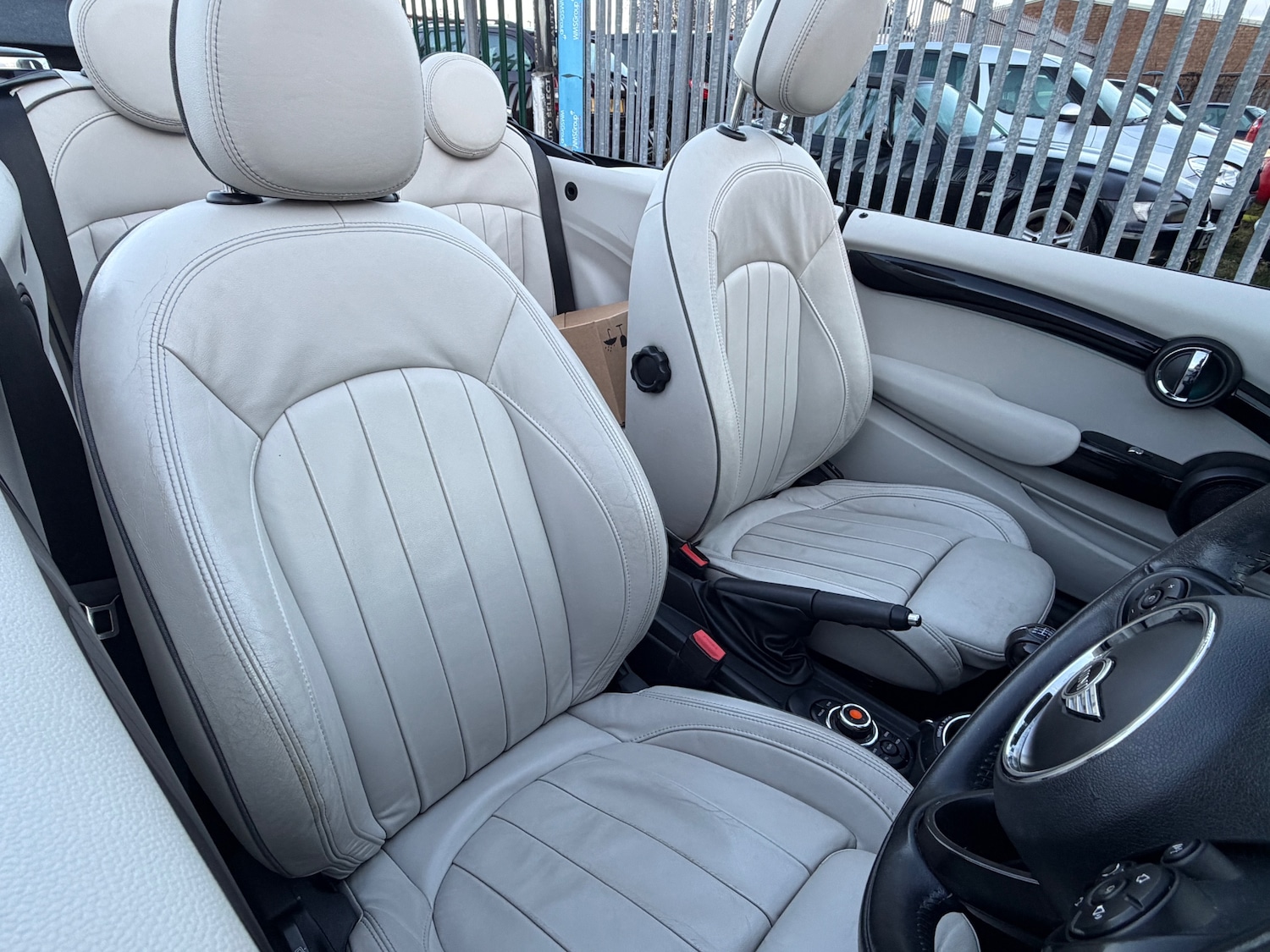 Used MINI Convertible 2017 for sale - 77571242: Photo 8