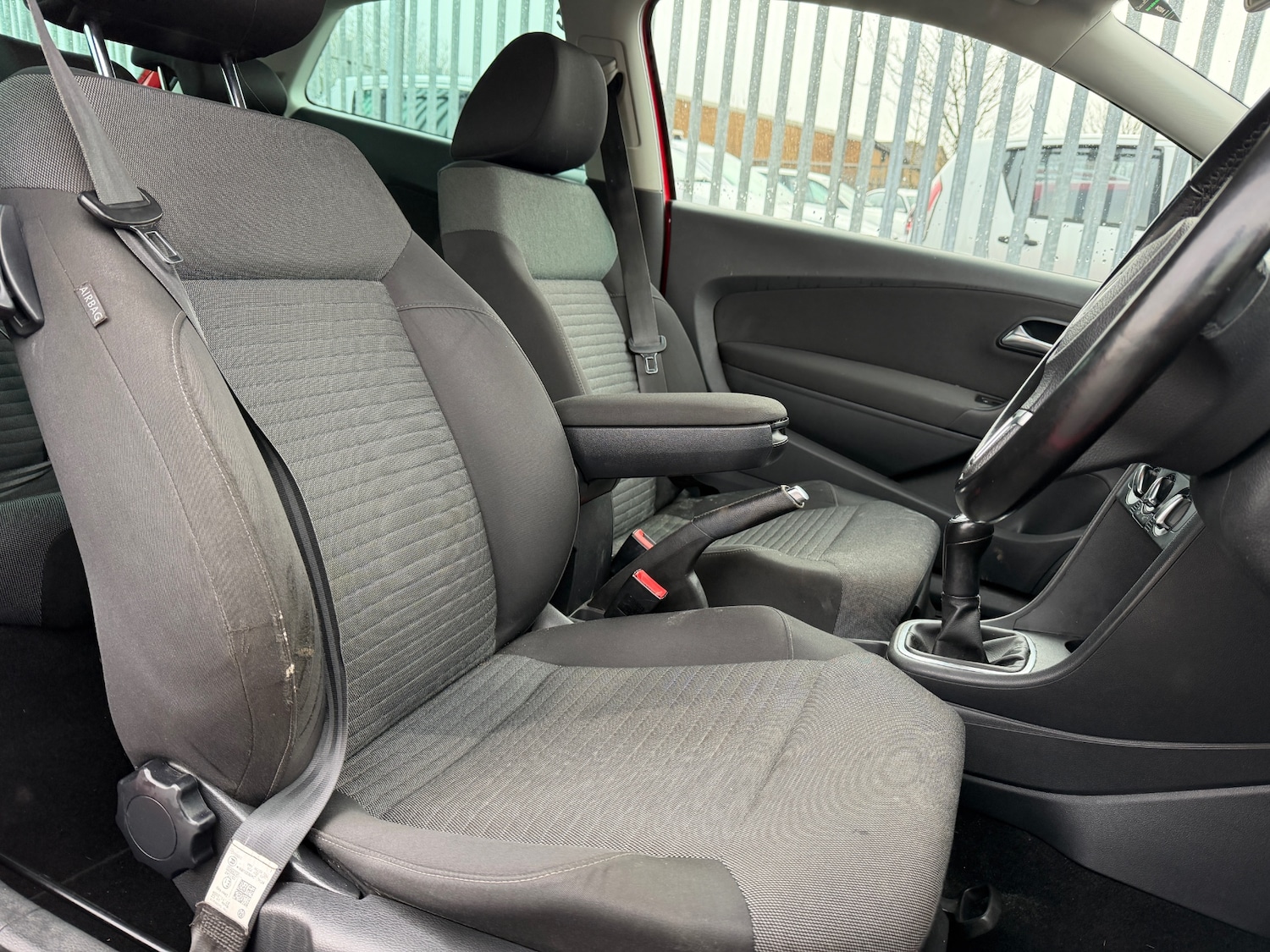 Used Volkswagen Polo 2010 for sale - 77482697: Photo 7