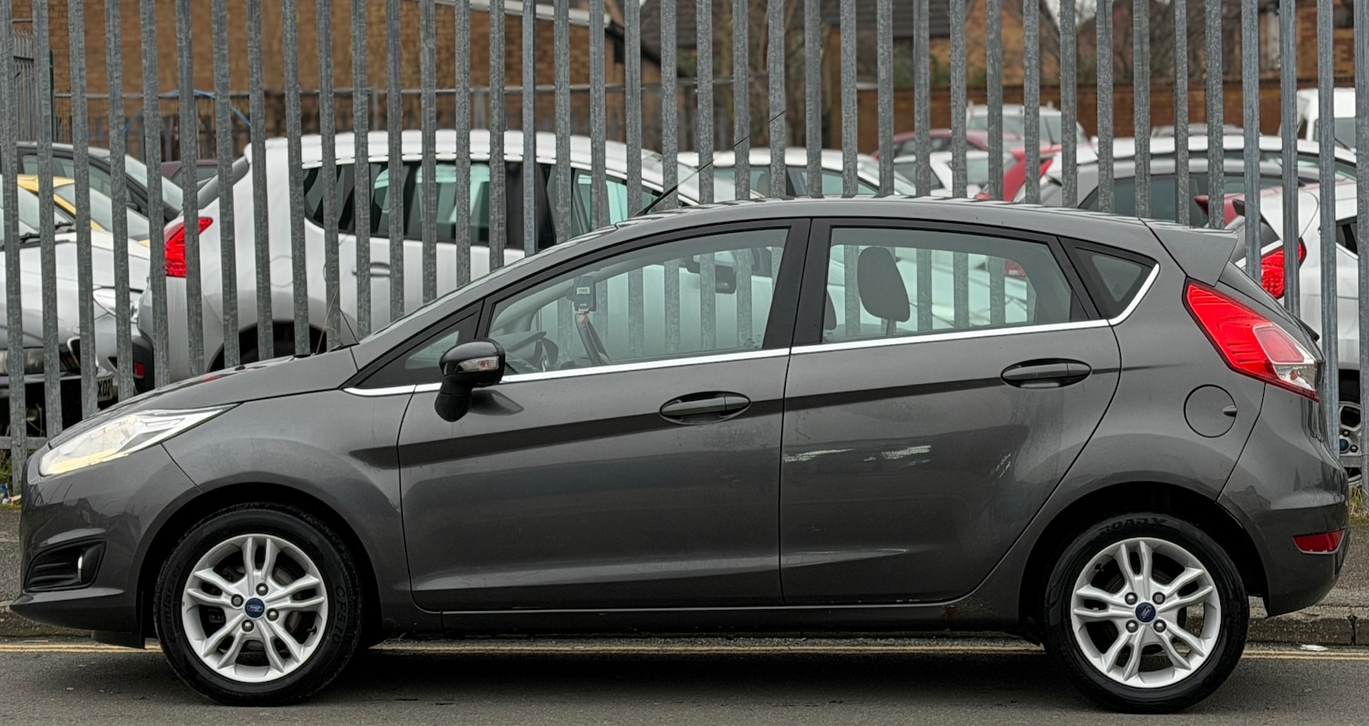 Used Ford Fiesta 2015 for sale - 77421175: Photo 2