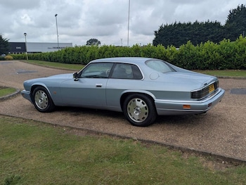 Used Jaguar XJS 1995 for sale - 77083574: Photo