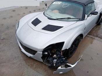 Used Vauxhall VX220 2005 for sale - 77490238: Photo