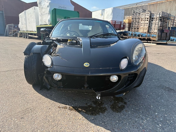 Used Lotus Elise 2005 for sale - 74204100: Photo 9