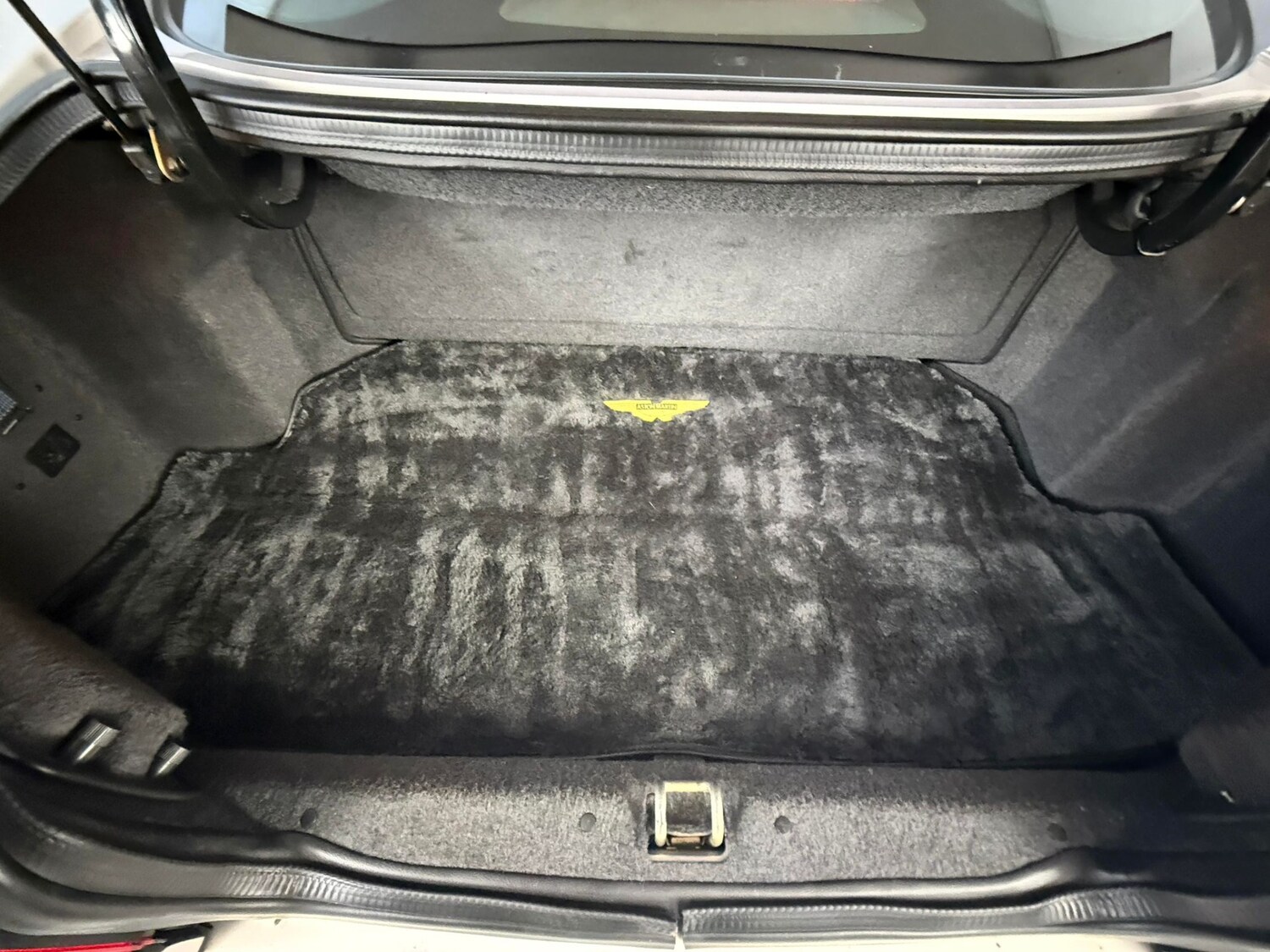 Used Aston Martin DB7 for sale - 77975447: Photo 15