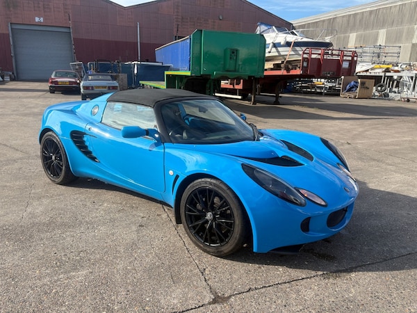 Used Lotus Elise 2002 for sale - 76127890: Photo 2