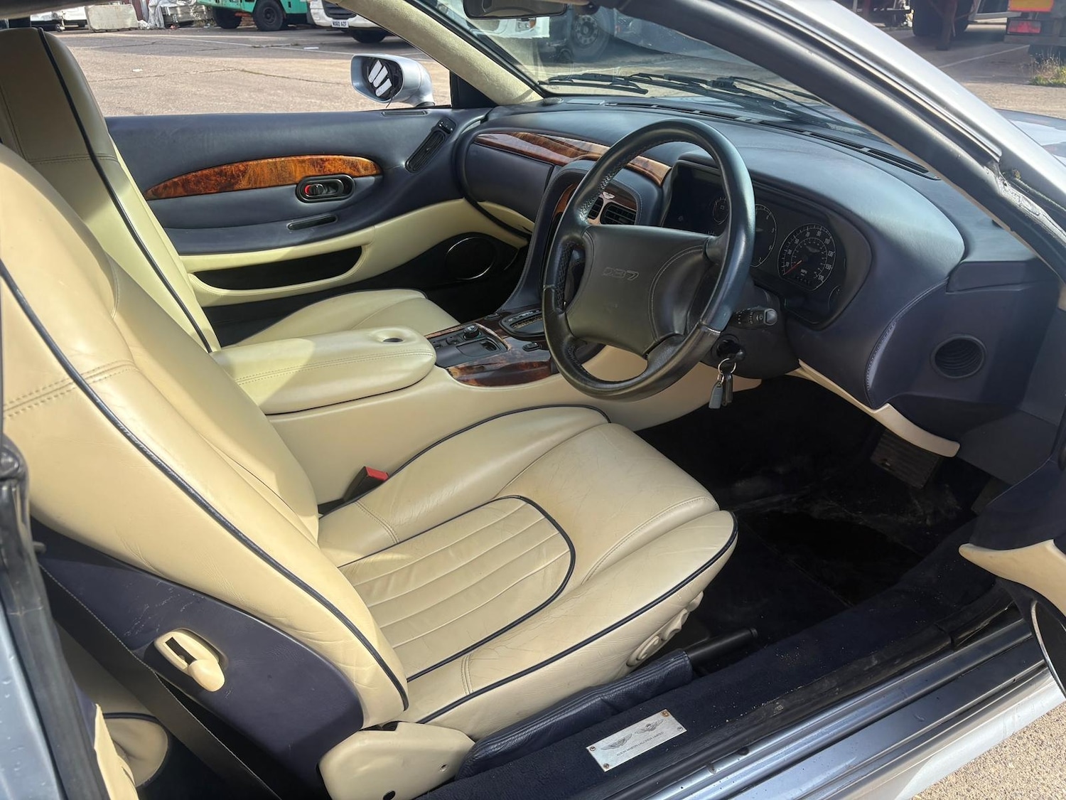 Used Aston Martin DB7 1998 for sale - 76045626: Photo 12