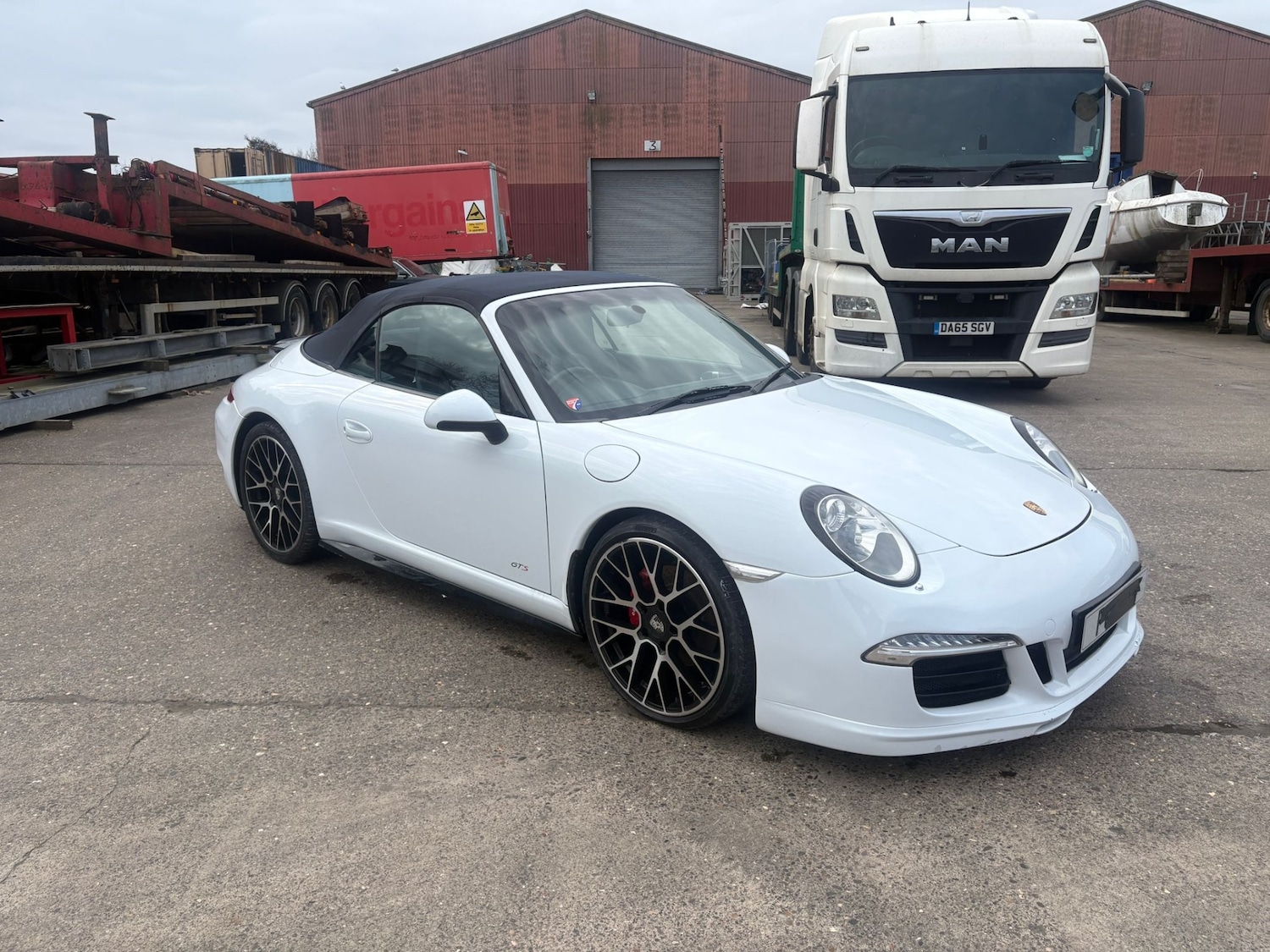 Used Porsche 911 for sale - 77947280: Photo 2