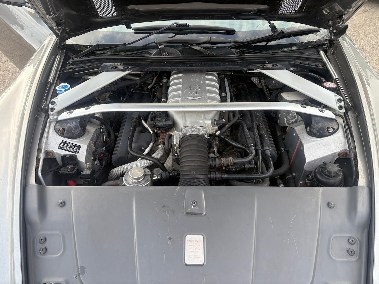 Used Aston Martin Vantage 2006 for sale - 77932450: Photo 13