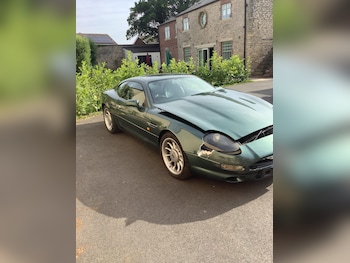 Used Aston Martin DB7 1995 for sale - 76693296: Photo
