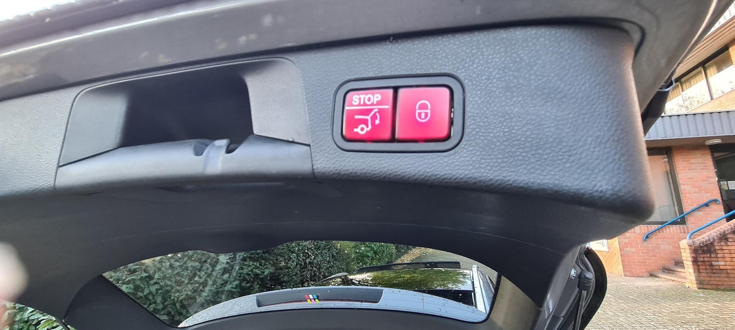 Used Mercedes-Benz C Class for sale - 77892973: Photo 34