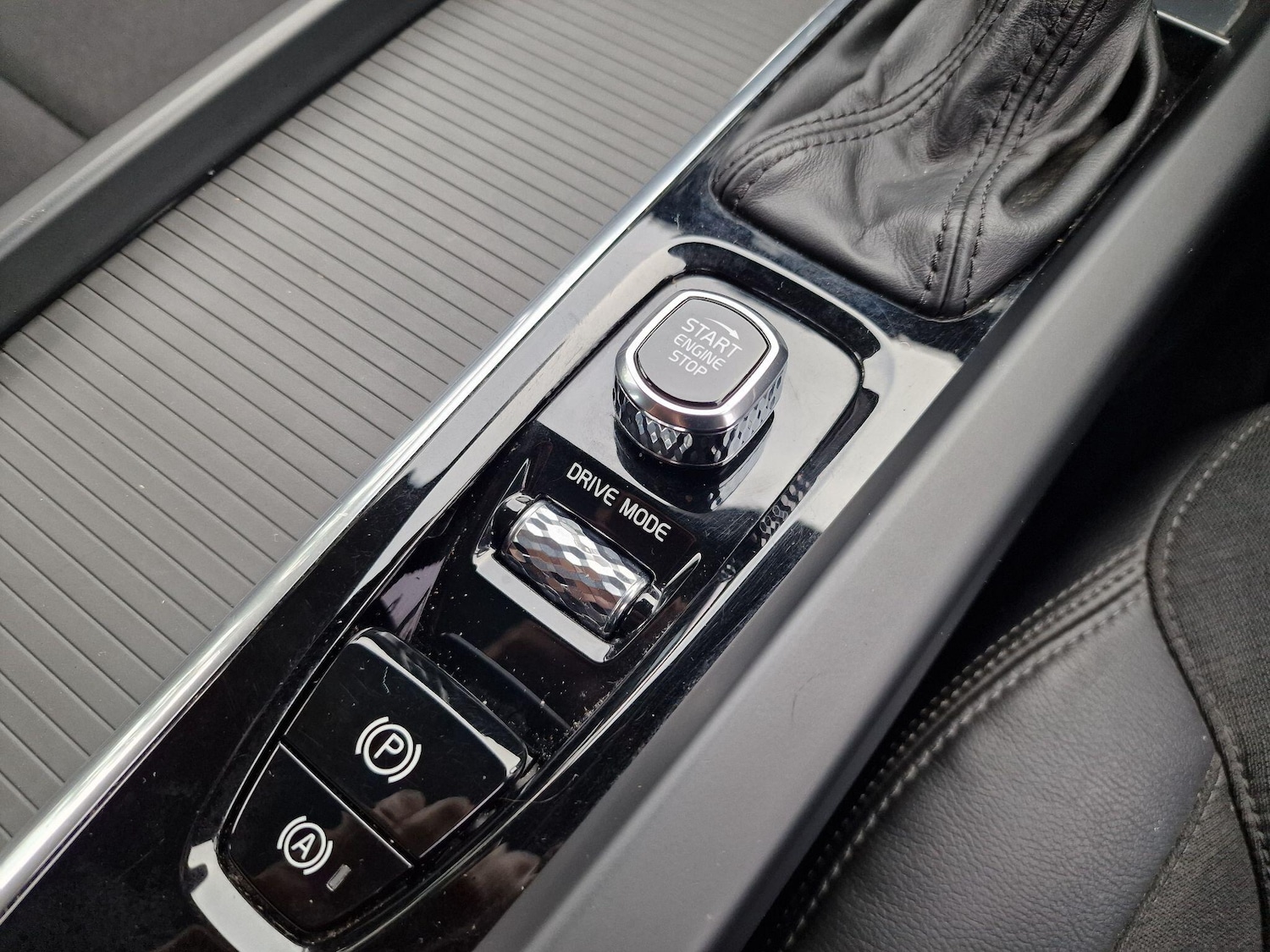 Used Volvo V60 2018 for sale - 76786740: Photo 12