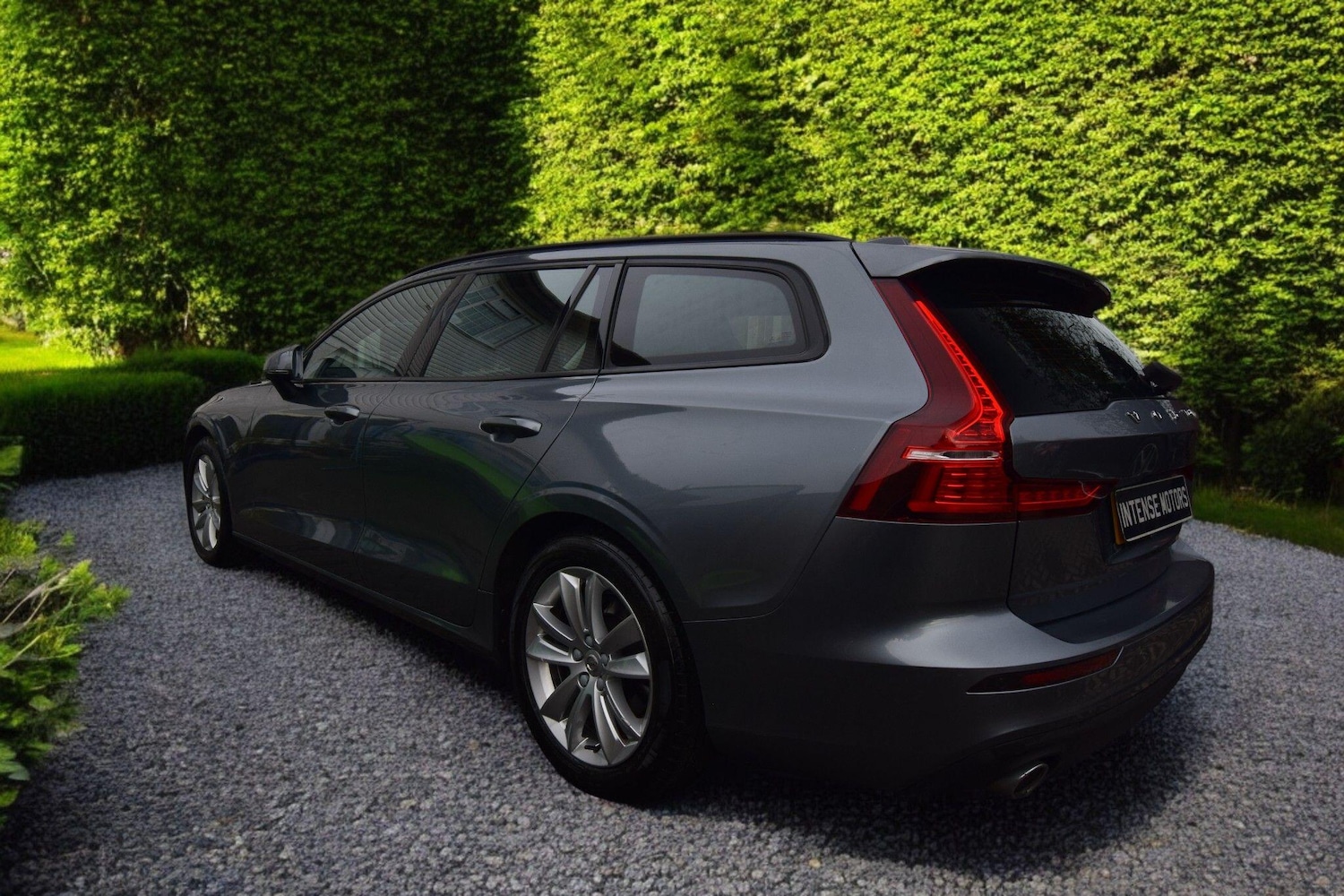Used Volvo V60 2018 for sale - 76786740: Photo 5