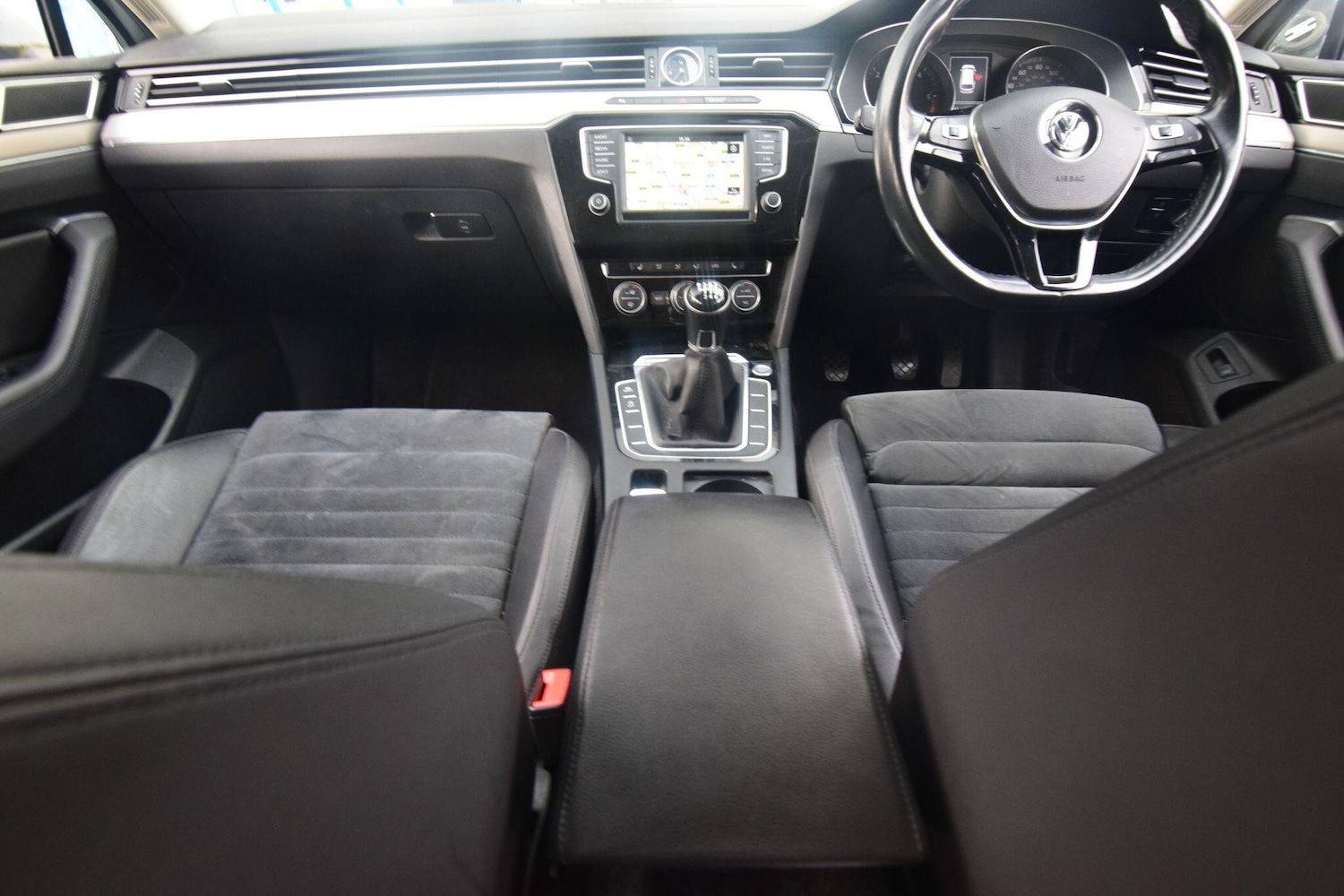 Used Volkswagen Passat 2015 for sale - 77982503: Photo 16