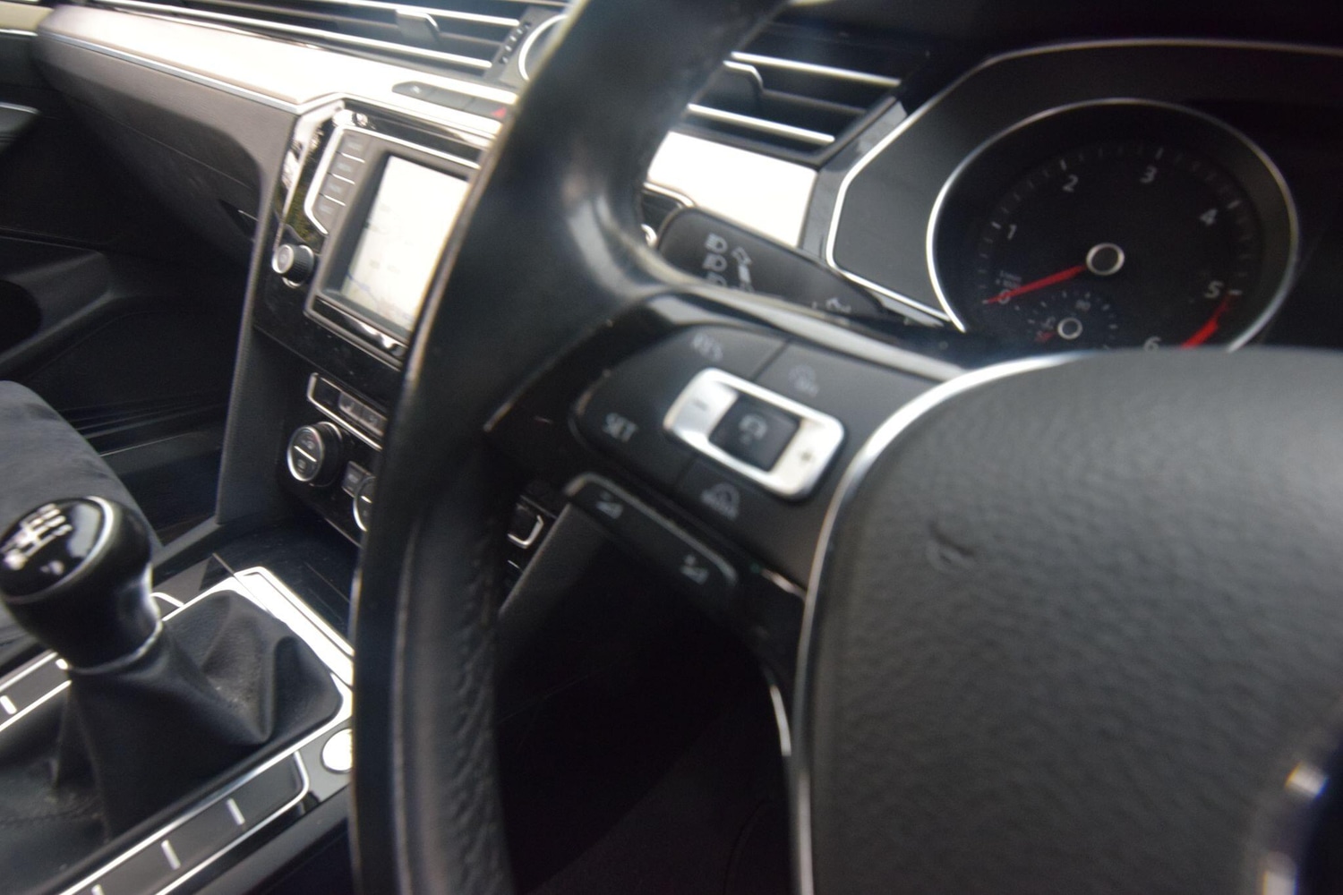 Used Volkswagen Passat 2015 for sale - 77982503: Photo 18