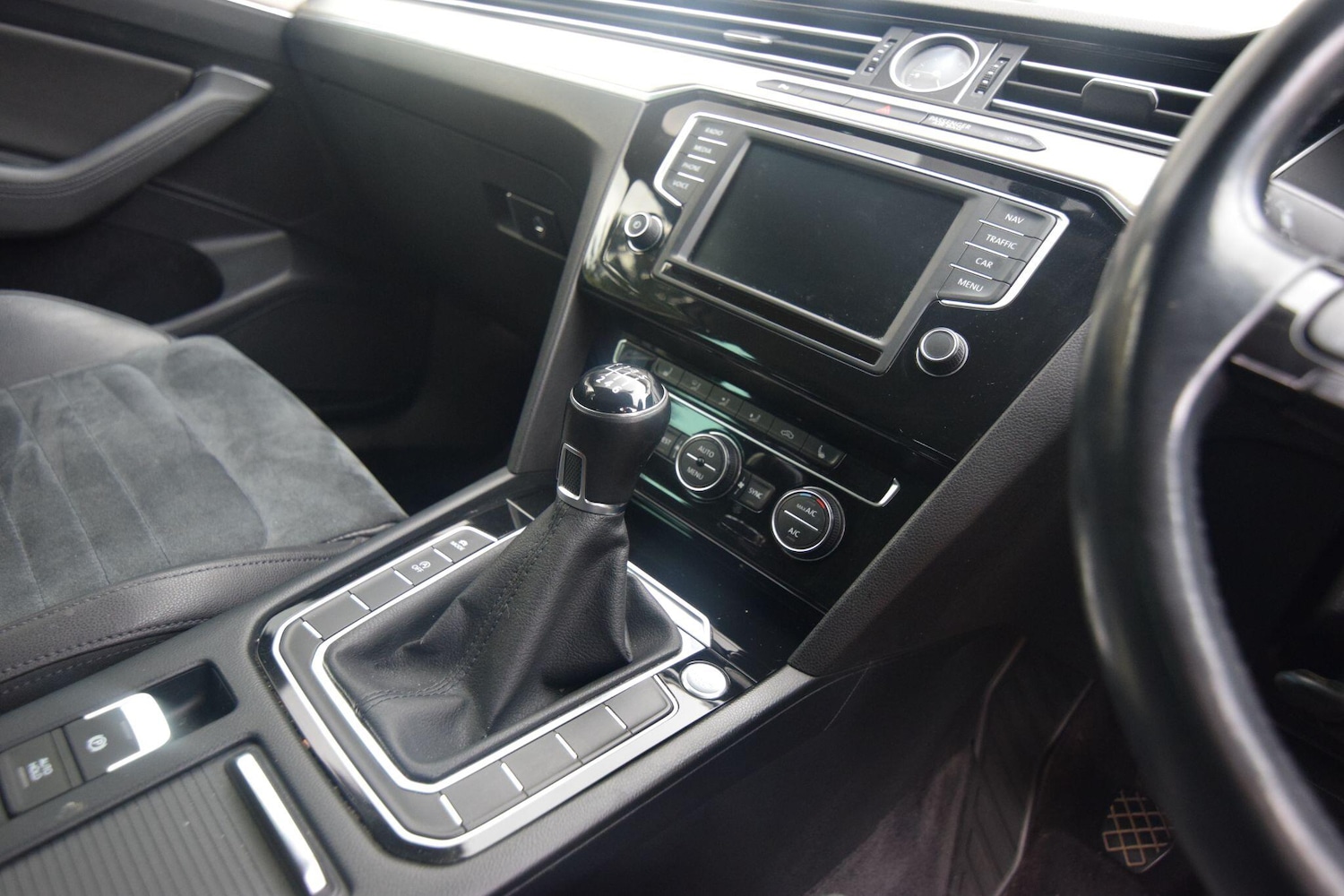 Used Volkswagen Passat 2015 for sale - 77982503: Photo 20