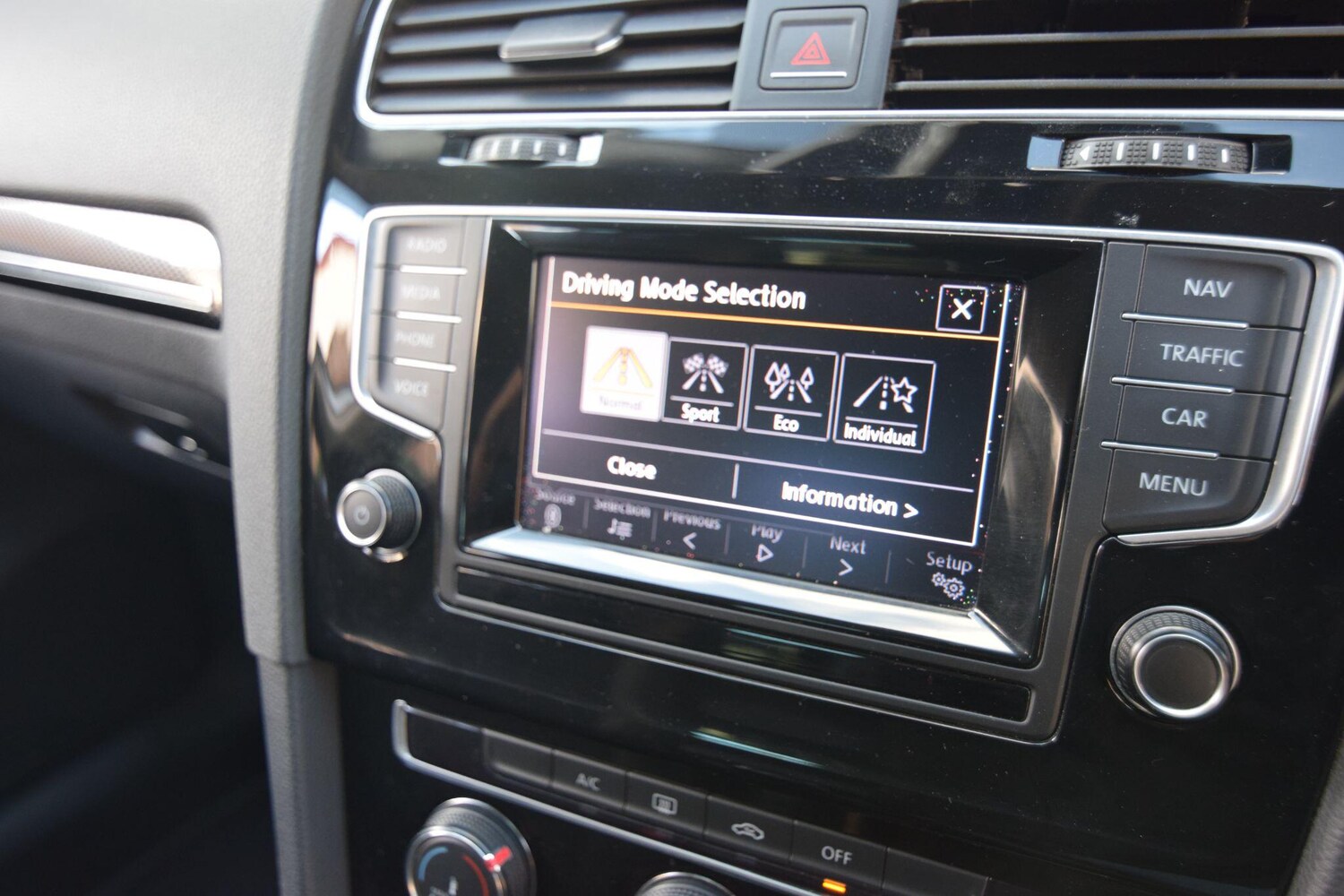 Used Volkswagen Golf for sale - 78127444: Photo 10