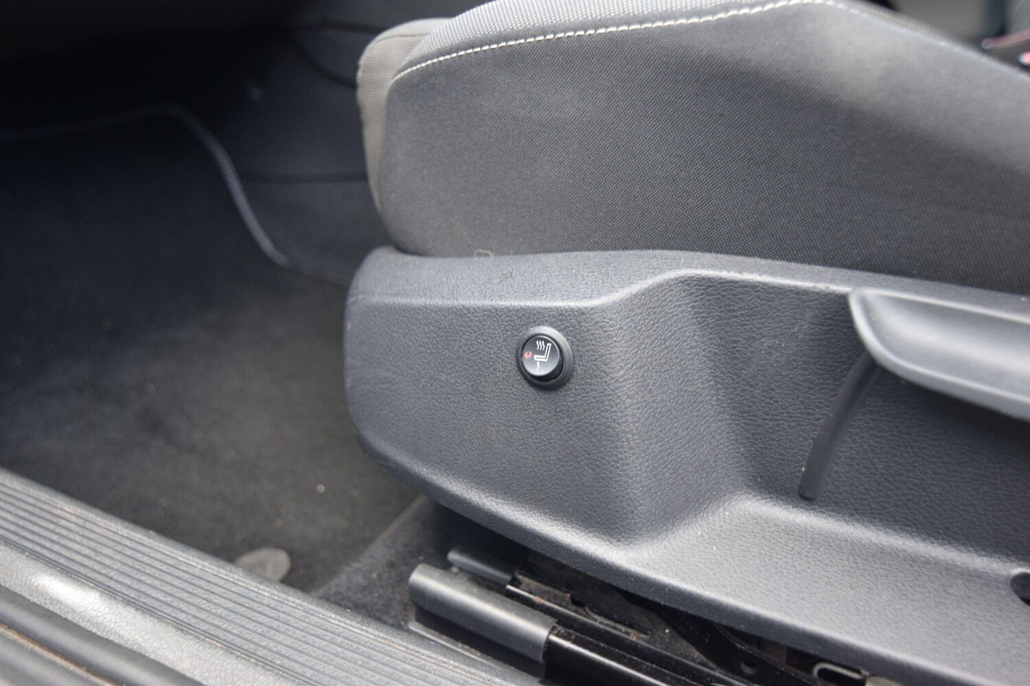 Used Volkswagen Golf for sale - 78127444: Photo 18