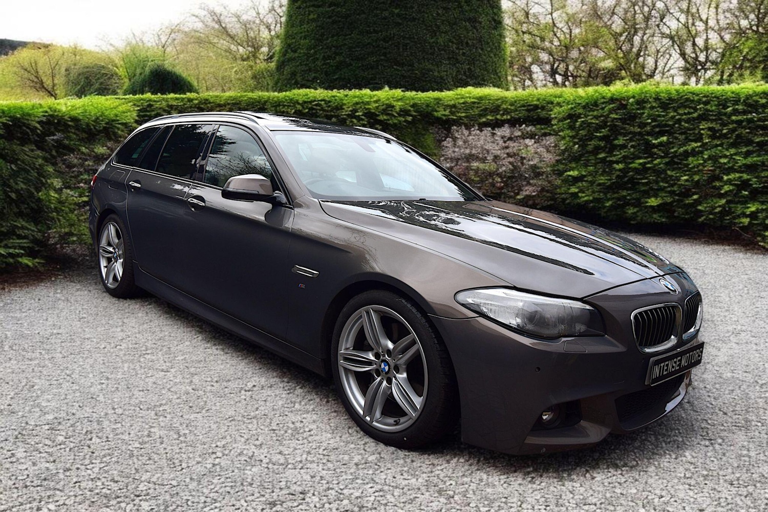 Used BMW 5 Series 2016 for sale - 77625936: Photo 1