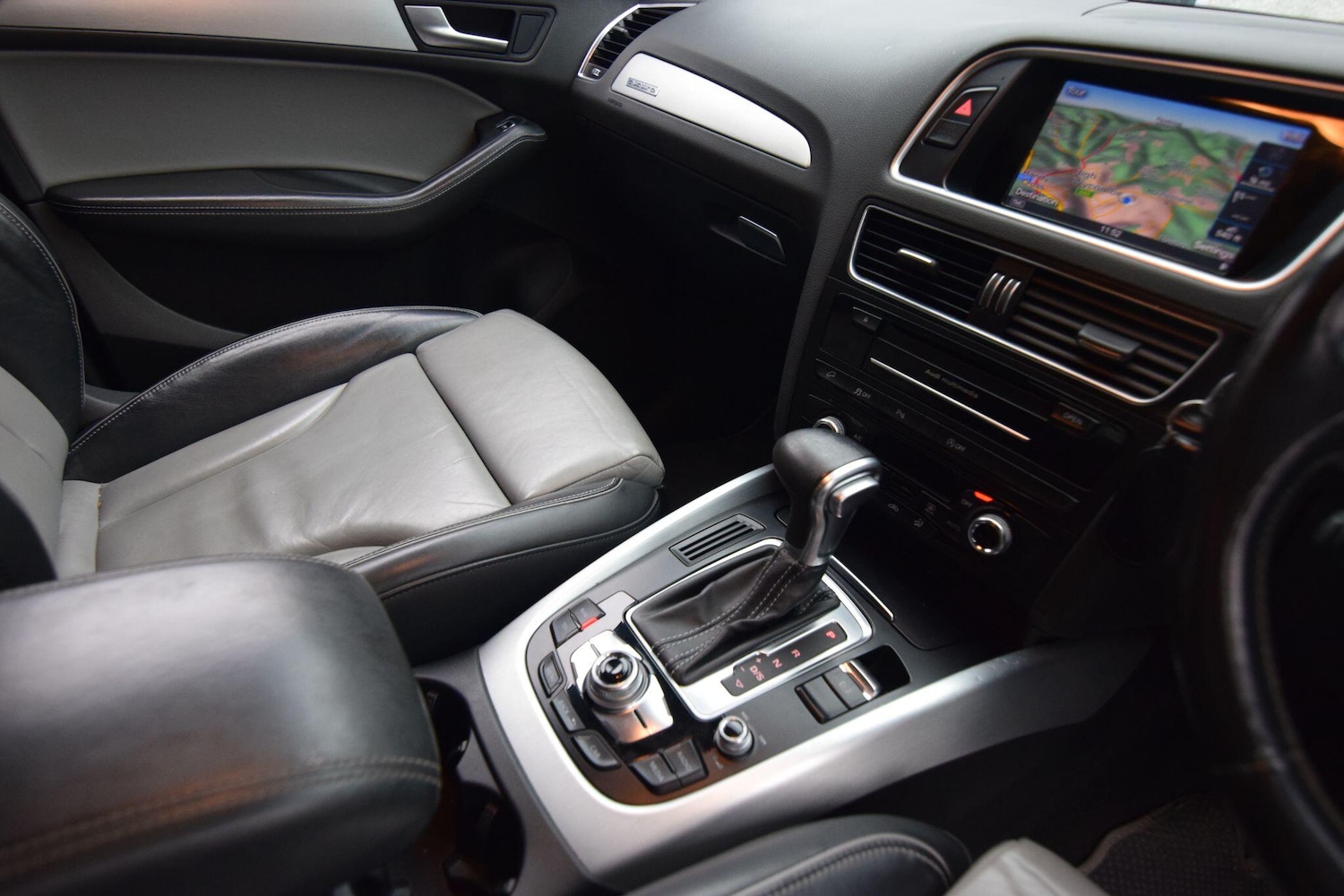 Used Audi Q5 2015 for sale - 77040763: Photo 16