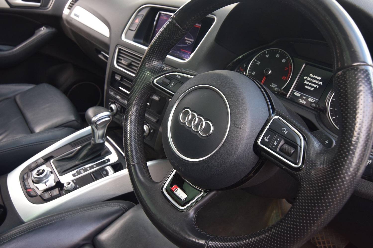 Used Audi Q5 2015 for sale - 77898409: Photo 19