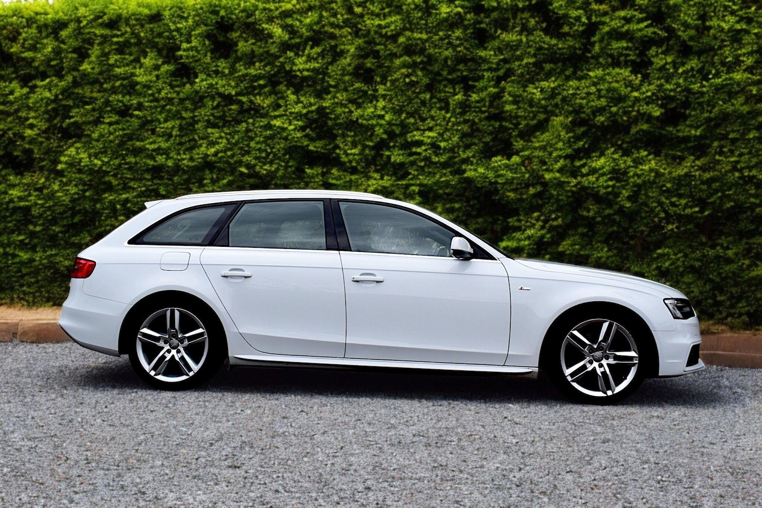 Used Audi A4 2015 for sale - 77612836: Photo 3