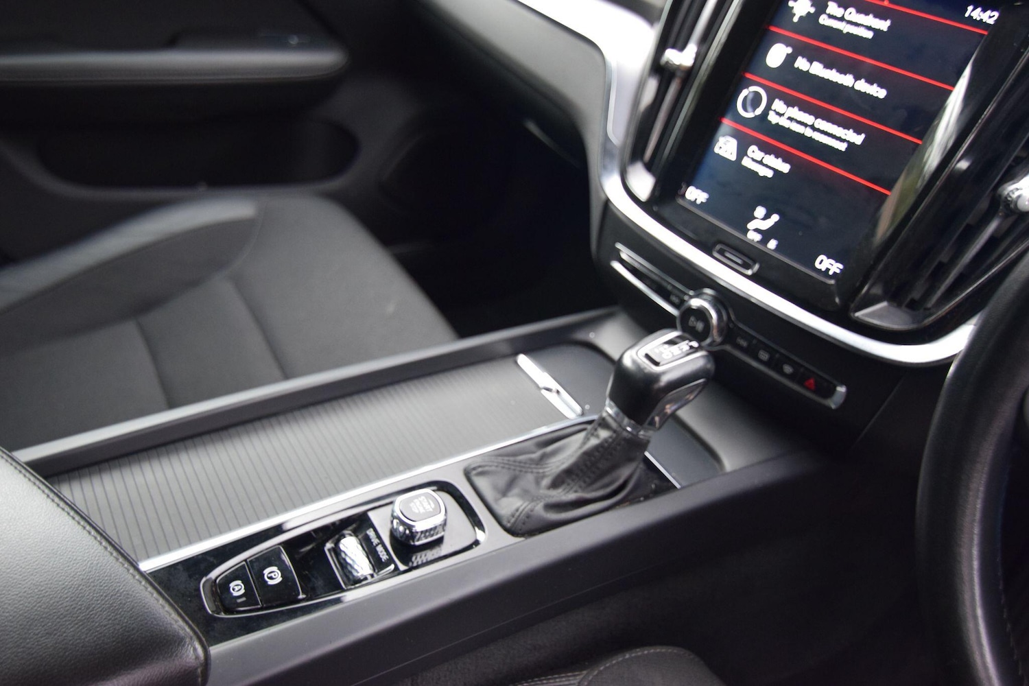 Used Volvo V60 2018 for sale - 76722507: Photo 18