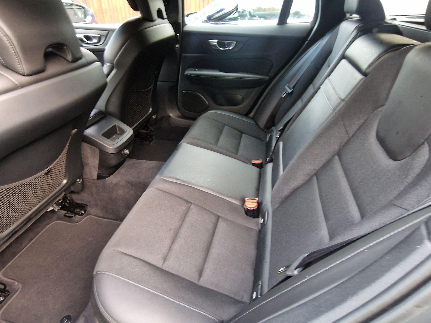 Used Volvo V60 2018 for sale - 76722507: Photo 32