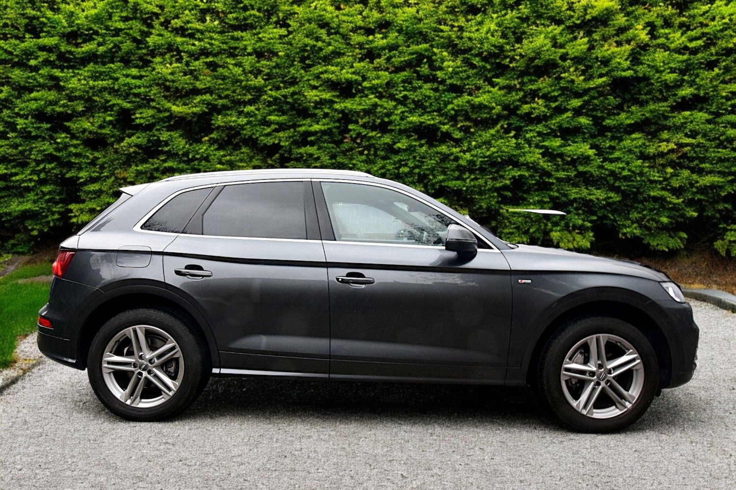 Used Audi Q5 2017 for sale - 76722509: Photo 2