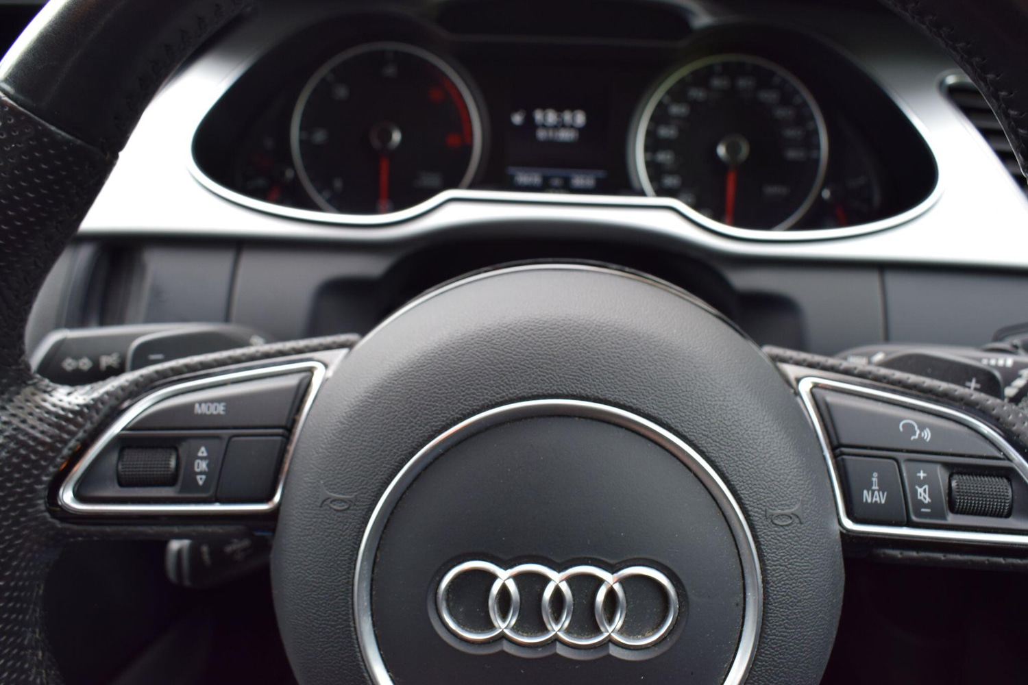 Used Audi A4 2015 for sale - 77331183: Photo 14