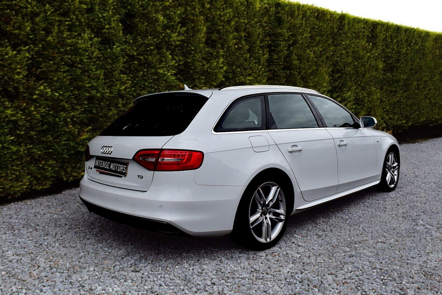 Used Audi A4 2015 for sale - 77331183: Photo 4