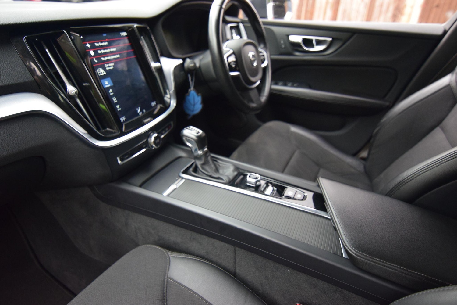 Used Volvo V60 2018 for sale - 77081718: Photo 11