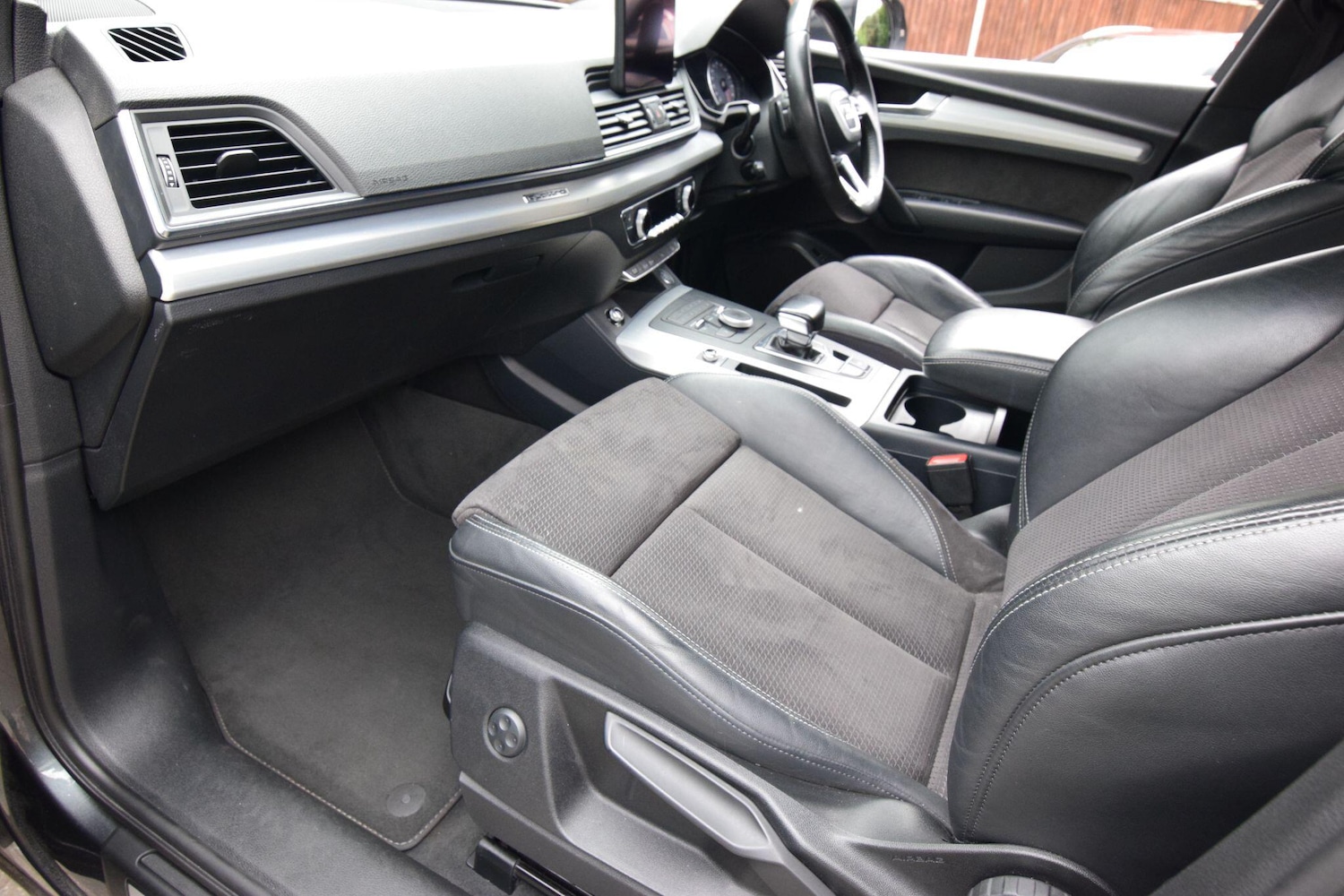 Used Audi Q5 2017 for sale - 76753028: Photo 22