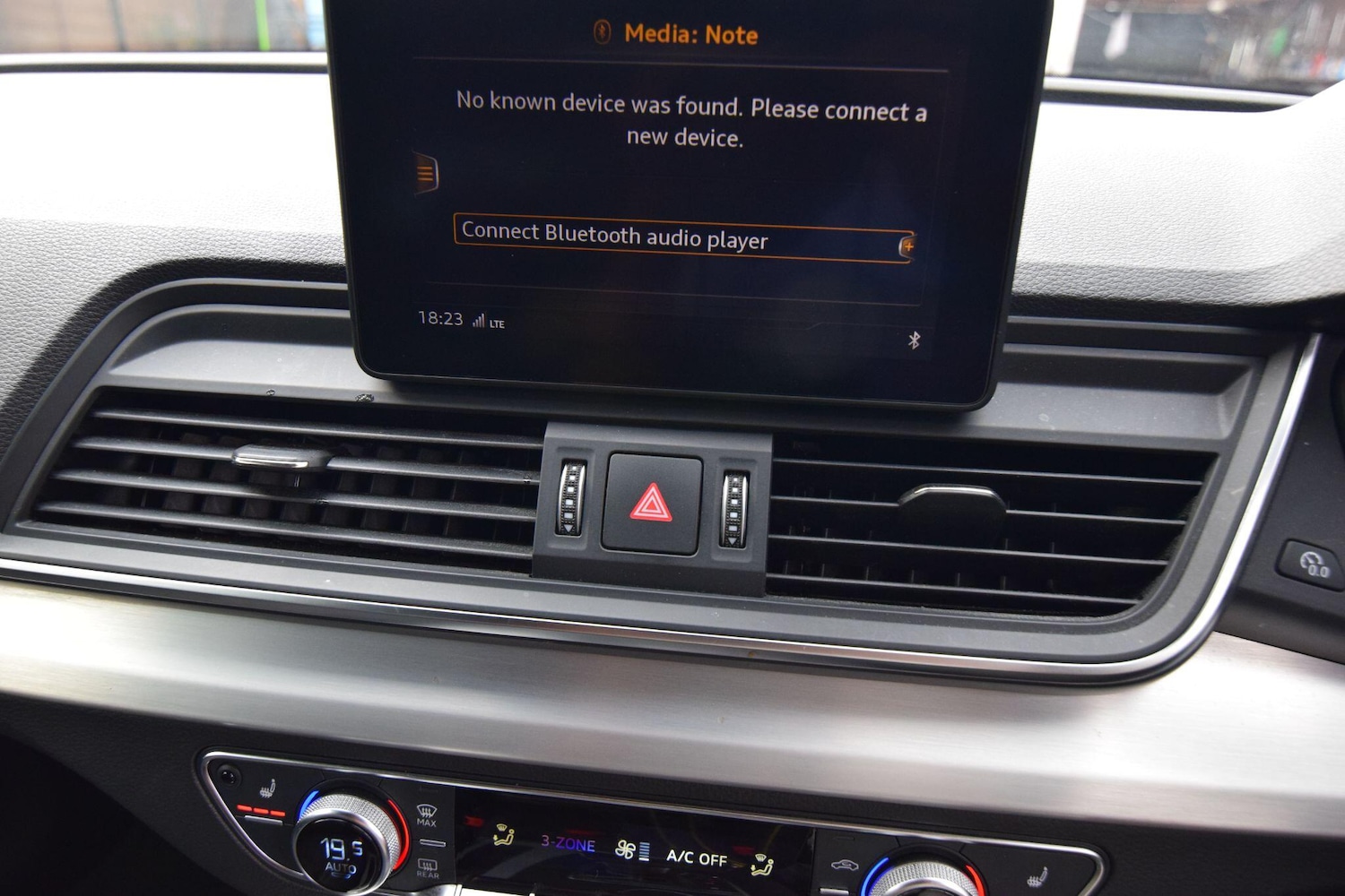 Used Audi Q5 2017 for sale - 76753028: Photo 40