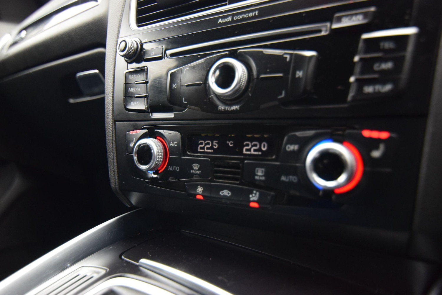 Used Audi Q5 2017 for sale - 77440622: Photo 33