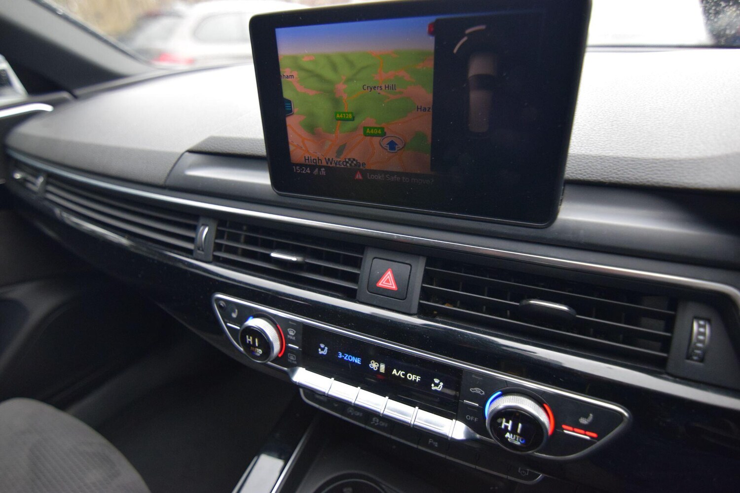 Used Audi A4 Avant for sale - 77670810: Photo 16