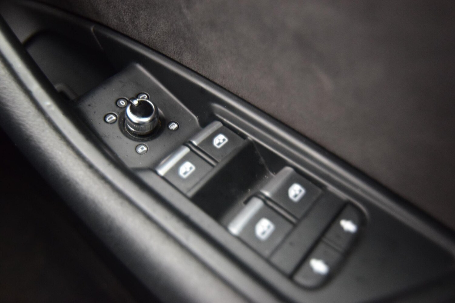 Used Audi A4 Avant for sale - 77670810: Photo 17