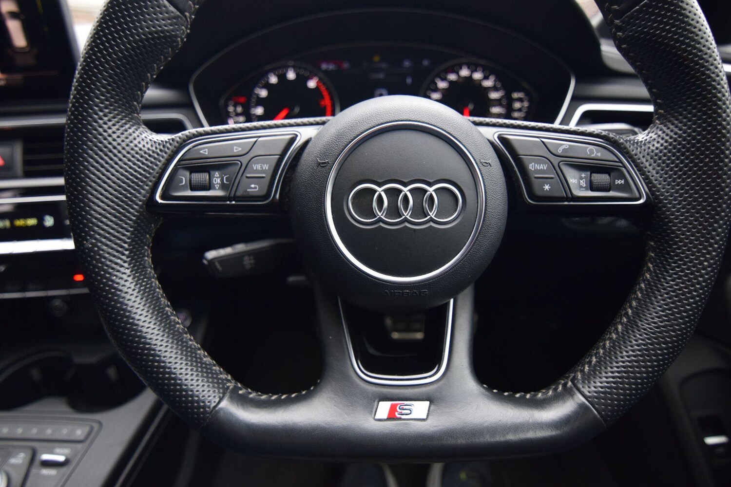 Used Audi A4 Avant for sale - 77670810: Photo 19