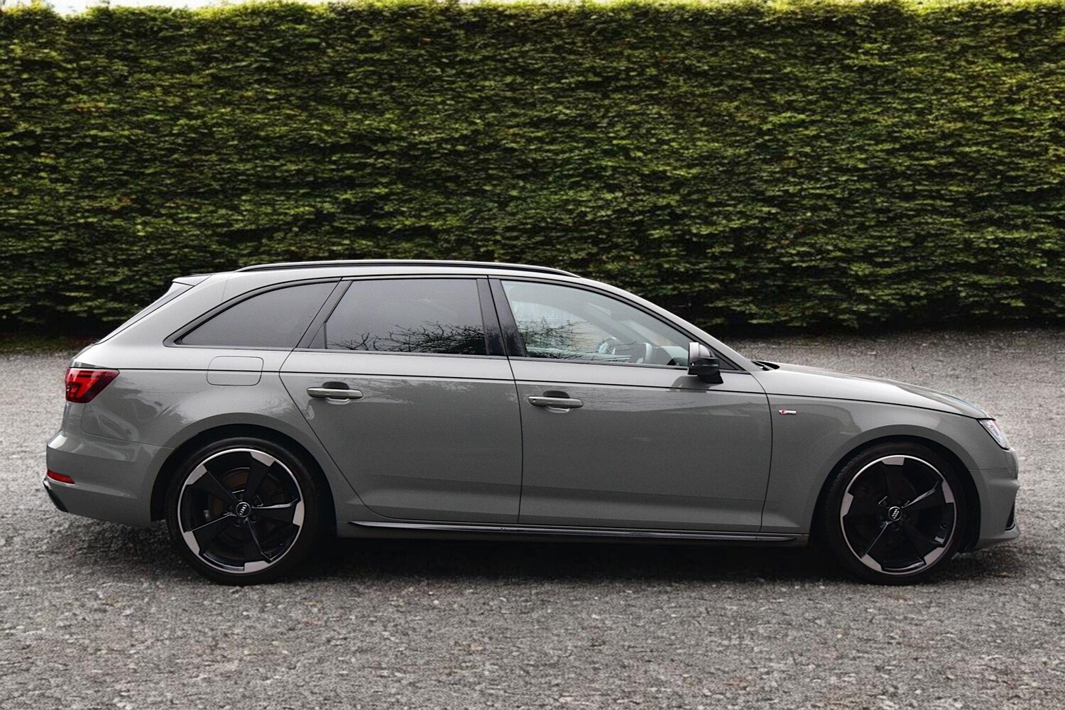 Used Audi A4 Avant for sale - 77670810: Photo 32