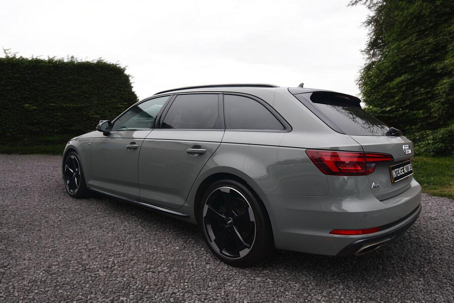 Used Audi A4 Avant for sale - 77670810: Photo 33